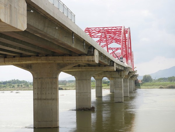 Quảng Ngãi sắp hoàn thành cầu Trà Khúc 3
