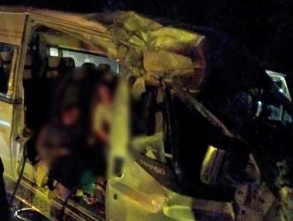 Nhiều người bị thương trong vụ tai nạn trên đường Hồ Chí Minh