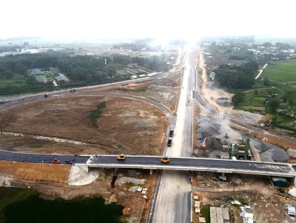 Hà Tĩnh: gấp rút thi công nút giao kết nối dự án cao tốc Bắc- Nam