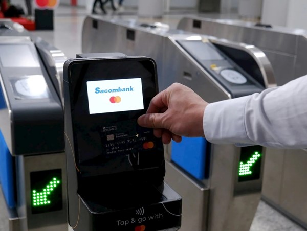 TP Hồ Chí Minh: di chuyển không cần tiền mặt