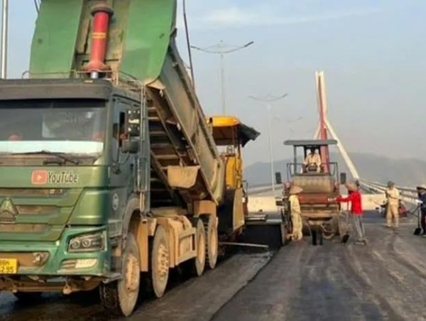 Phấn đấu thông xe kỹ thuật cầu Đồng Việt trước ngày 30/4