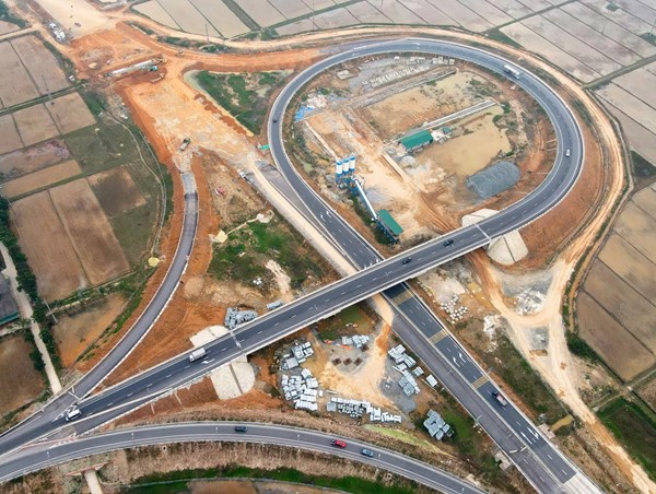 Đảm bảo giao thông, tổ chức lễ thông xe một số công trình trọng điểm