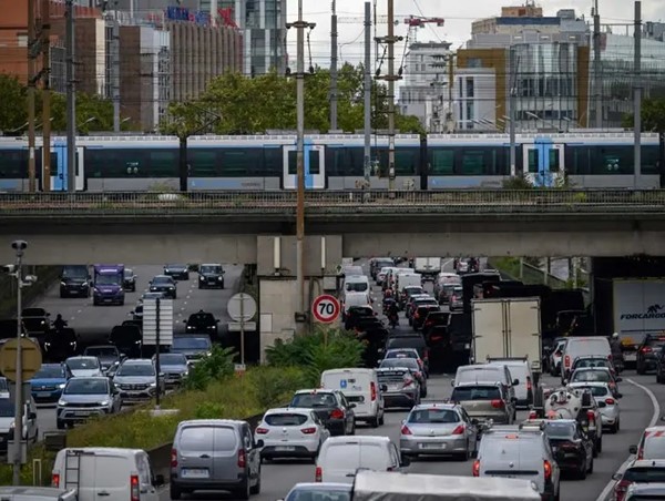 Các đô thị lớn đẩy mạnh phát triển giao thông công cộng