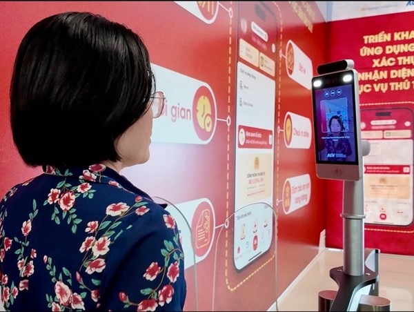 Thí điểm nhận diện sinh trắc học tại Cảng Tân Sơn Nhất