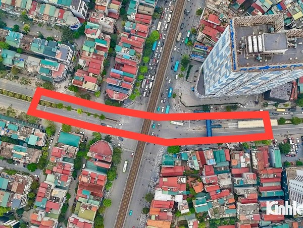 Toàn cảnh vị trí xây dựng cầu vượt nút giao đường Lê Trọng Tấn với Quốc lộ 6