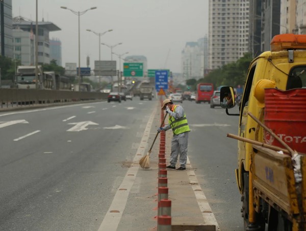 Hà Nội ra quân chỉnh trang đô thị