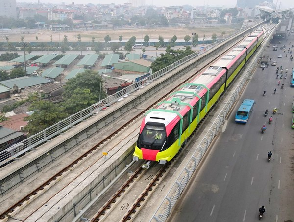 Hà Nội: 2 tuyến đường sắt đô thị đông khách trong 2 ngày đầu nghỉ lễ