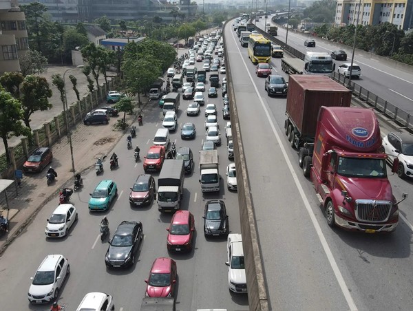 Vành đai 3 trên cao đang được sửa chữa cấp tốc