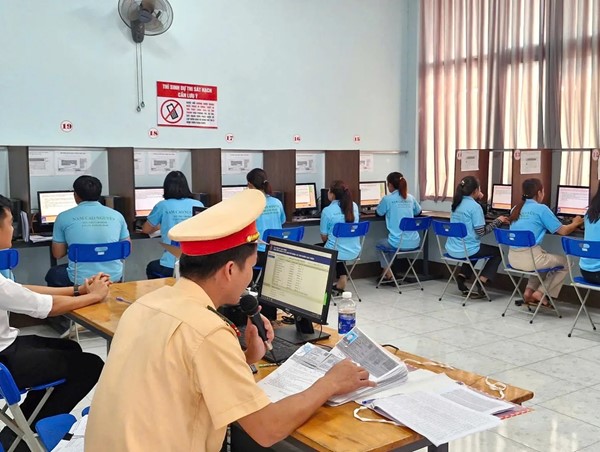 Đắk Nông là tỉnh đầu tiên của Tây Nguyên tổ chức kỳ sát hạch lái xe