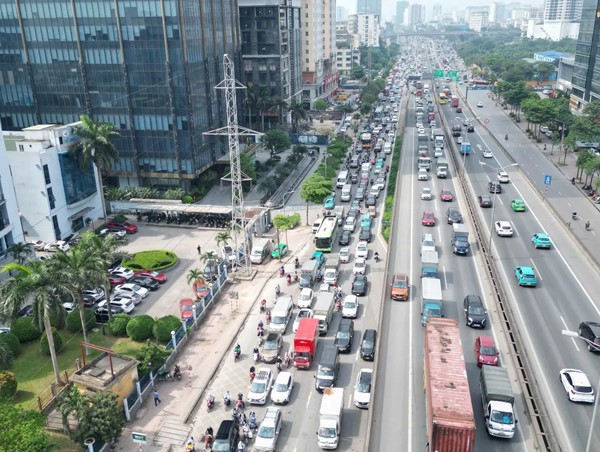 Cấm từng đoạn Vành đai 3 trên cao phục vụ sửa chữa