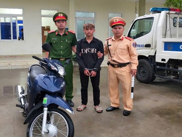 Cảnh sát giao thông Đắk Nông liên tiếp bắt giữ 2 vụ trộm cắp tài sản