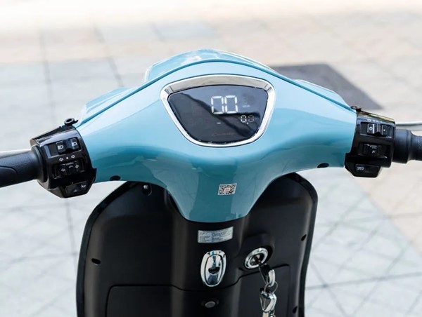 Cần lưu ý điều gì để kéo dài tuổi thọ pin xe máy điện?