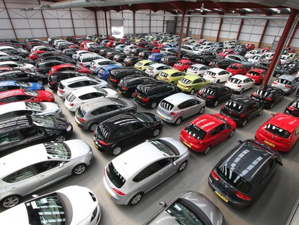 Mua xe cũ: bí quyết chọn đúng, tránh “tiền mất tật mang”