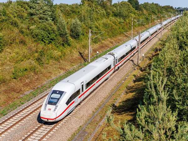 Dự án đường sắt tốc độ cao Bắc - Nam: Hợp tác công - tư phải công bằng, bền vững