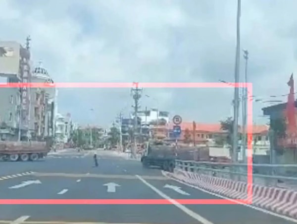 Xử phạt 2 lái xe chở gạch vi phạm giao thông qua hình ảnh do người dân cung cấp