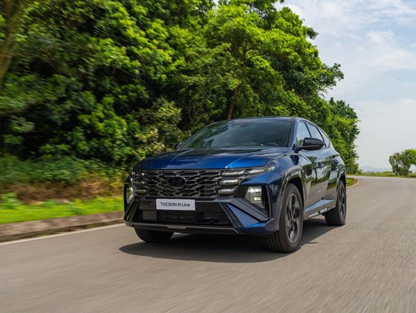 Hyundai Tucson N Line ra mắt tại Việt Nam: SUV thể thao giá 989 triệu đồng
