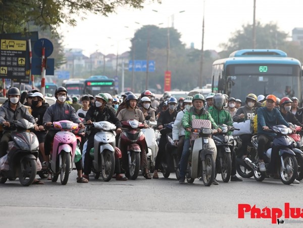 Thị trường xe máy "xả hàng" trước giờ G