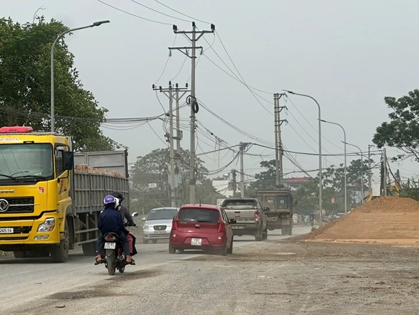 Đẩy nhanh tiến độ thi công dự án mở rộng đường 429 qua xã Phượng Dực