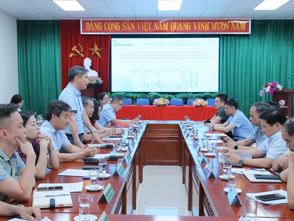 Tổng Công ty Vận tải Hà Nội phát động đợt thi đua cao điểm