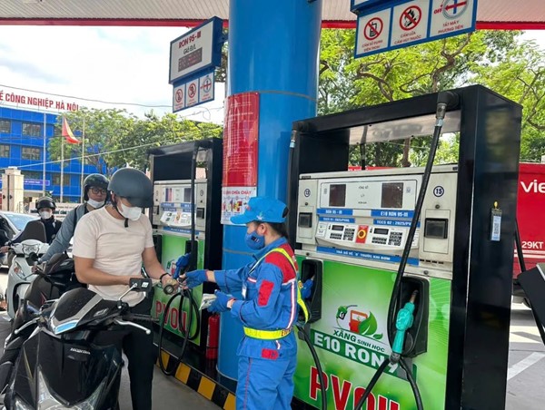 Sử dụng xăng E10: cần chính sách hỗ trợ và minh bạch thông tin