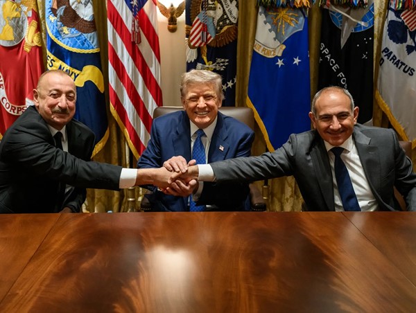 Mỹ tính xây hành lang giao thông chiến lược ở Trung Á, Iran "nóng mắt" 