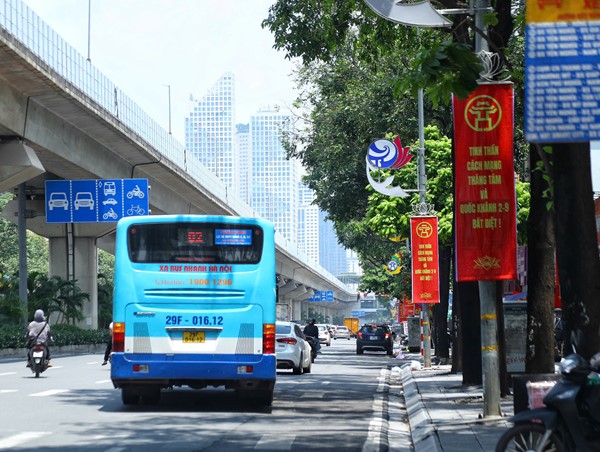 Hà Nội: xe buýt, tàu điện đảm bảo nhu cầu đi lại ngày Quốc khánh 2/9
