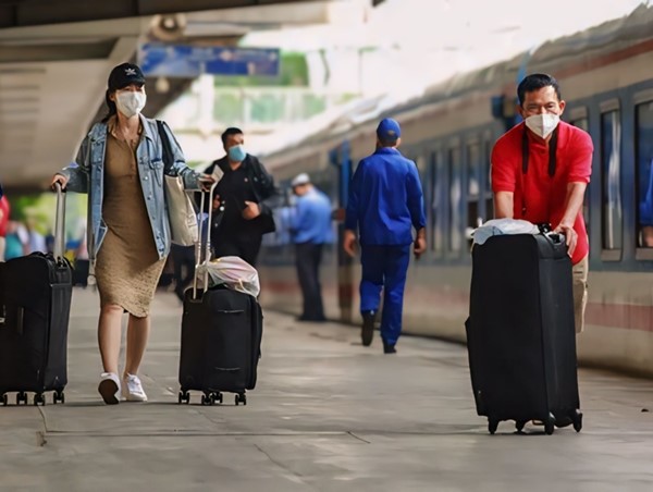 Sinh viên được giảm bao nhiêu khi đi tàu dịp Lễ 30/4 và 1/5