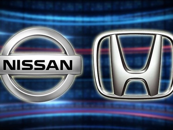 Honda “bắt tay” Nissan phát triển xe điện