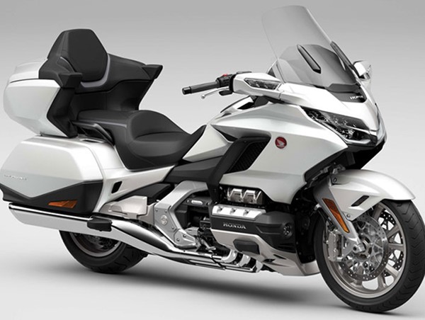 Honda Việt Nam triệu hồi hơn 200 xe phân khối lớn vì lỗi bơm xăng