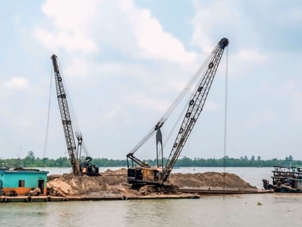 Đồng Tháp bố trí mỏ cát phục vụ cao tốc Cao Lãnh - An Hữu