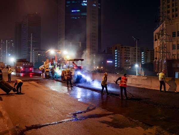 Xuyên đêm khắc phục khe co giãn Vành đai 3 trên cao