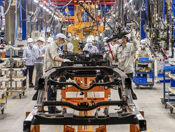 Đề xuất gia hạn thuế tiêu thụ đặc biệt với ô tô nội địa