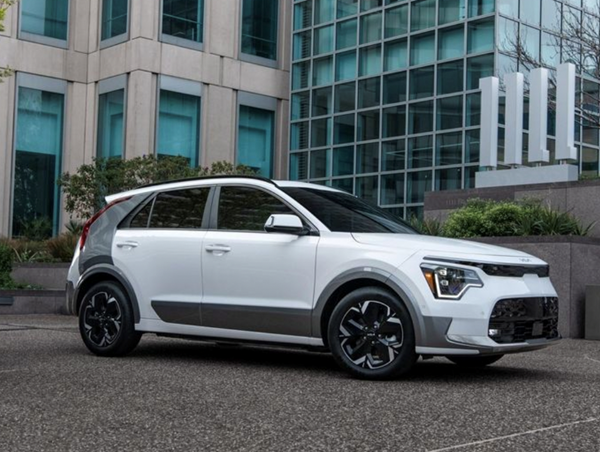 Triệu hồi hơn 2.000 xe điện Kia tại Mỹ vì nguy cơ bốc cháy khi sạc