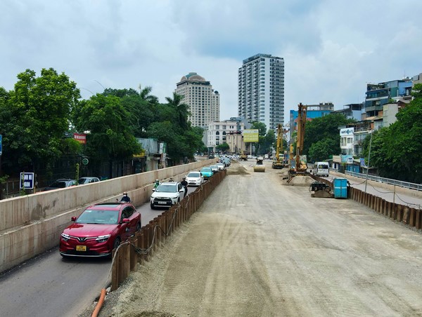 Dự án cầu vượt An Dương: Dự kiến thông xe kỹ thuật toàn tuyến vào 30/6