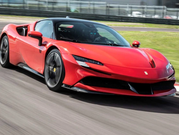 Mẫu xe điện đầu tiên của Ferrari dự kiến có giá hơn nửa triệu USD