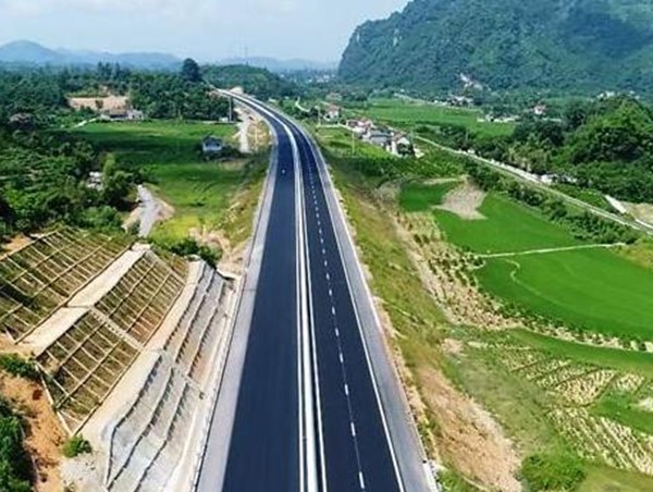 Xử lý vướng mắc cho dự án giao thông trọng điểm khu vực phía Nam