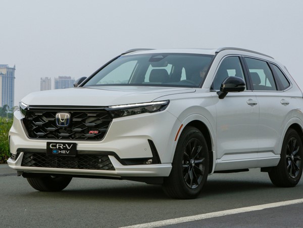 Honda Việt Nam triệu hồi... sách hướng dẫn vì sai 1 chữ