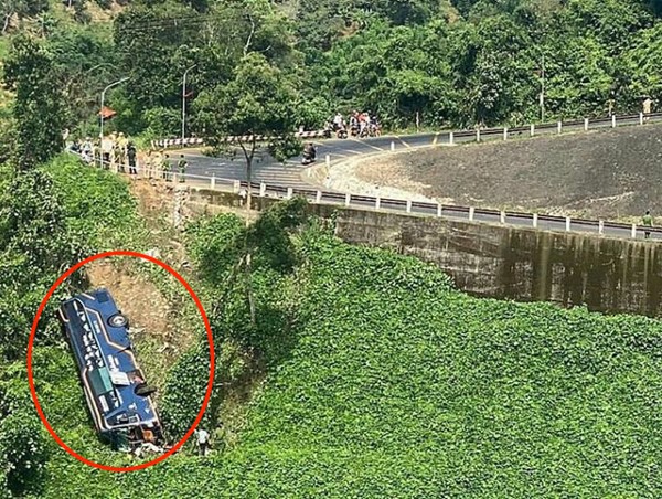 Xe khách lao xuống vực Cùi Chỏ đã quá hạn kiểm định