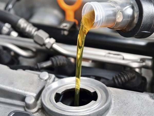 Khi nào nên thay dầu hộp số cho ô tô?