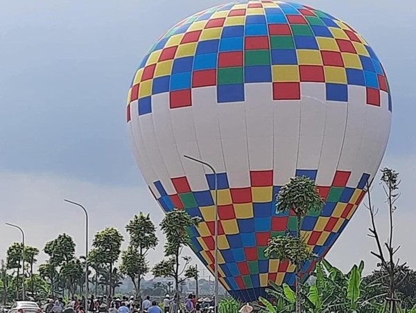 Thông tin mới nhất về vụ rơi khinh khí cầu chở theo 9 người