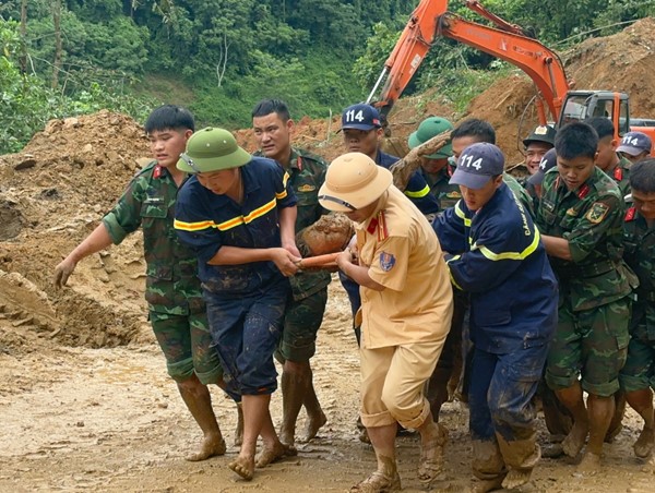 Danh tính 16 nạn nhân trong vụ sạt lở đất đá tại Hà Giang