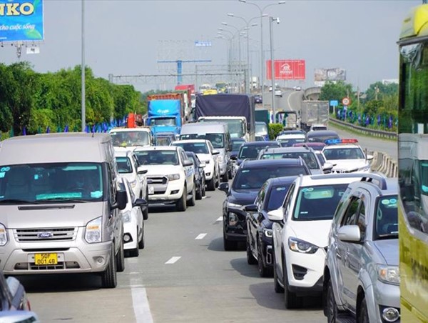 Đề xuất cấm xe tải vào cao tốc TP Hồ Chí Minh-Long Thành-Dầu Giây dịp cuối tuần, lễ, tết