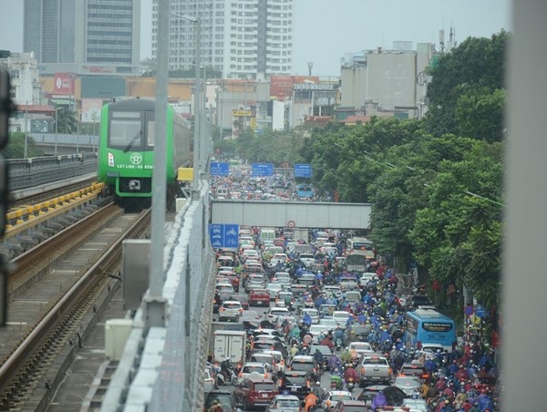 Đường sắt Cát Linh - Hà Đông: Đầu tư để thu hút người dân