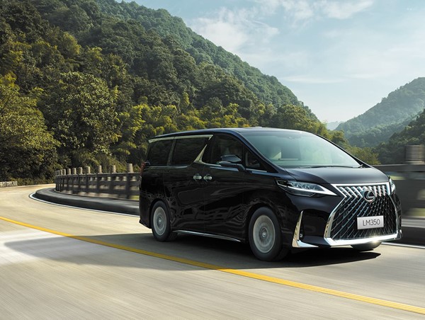 Thêm 7 mẫu xe Toyota và Lexus bị phát hiện gian lận thử nghiệm an toàn