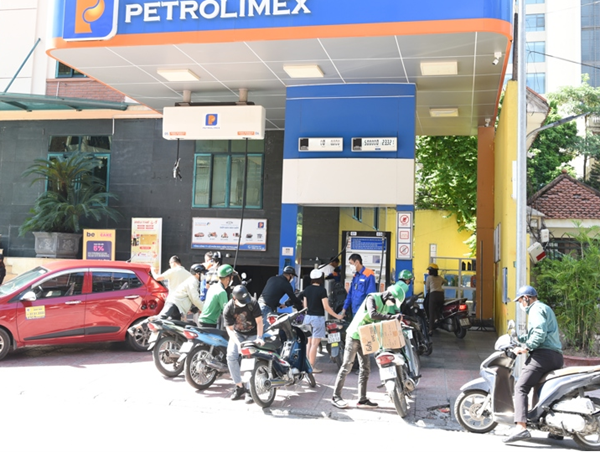 Giá xăng dầu đồng loạt tăng từ chiều ngày 15/8