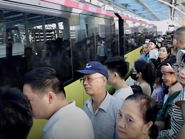 Đường sắt Nhổn-Ga Hà Nội: Sản lượng tuần đầu tiên gấp đôi tuyến Cát Linh-Hà Đông