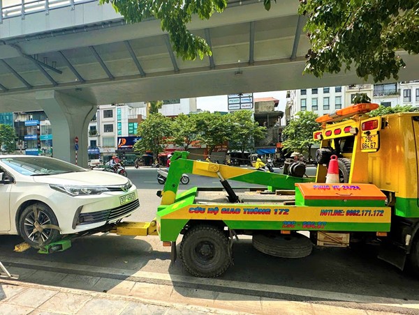 Chốt trực tại những “điểm nóng” để kịp thời phát hiện, xử lý nghiêm vi phạm