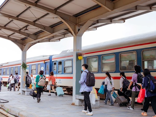 Tăng thêm chuyến tàu khách Hà Nội - Hải Phòng dịp nghỉ lễ 2/9