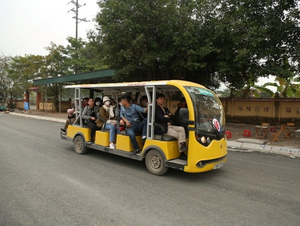 Kiến nghị cho phép xe điện du lịch kết nối đường sắt đô thị Hà Nội