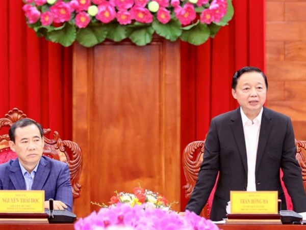 Xem xét chủ trương đầu tư đường cao tốc Nha Trang – Đà Lạt